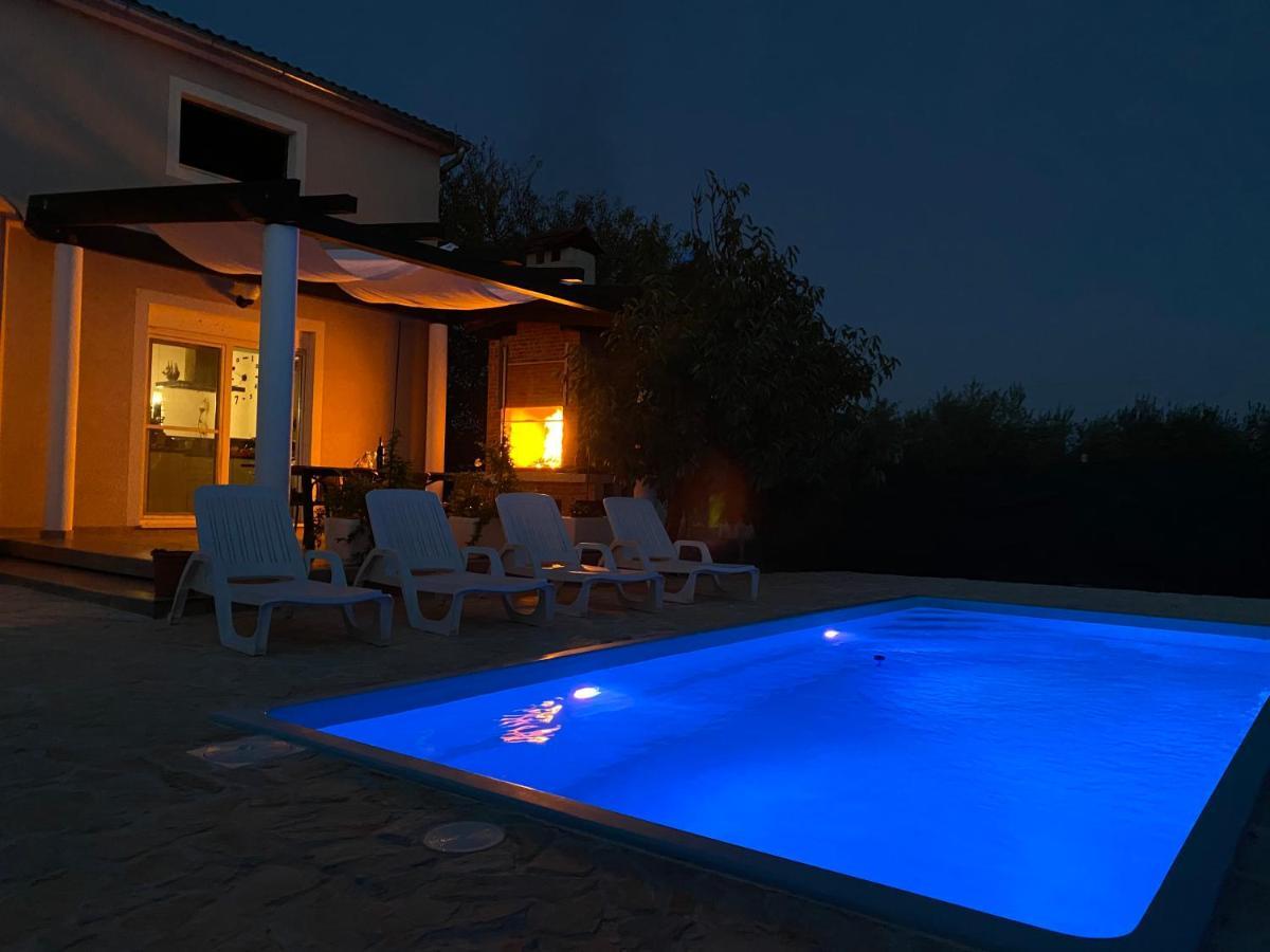 Villa Bubica- Cozy Holiday Home In Rural Area With Pool Stankovci  Εξωτερικό φωτογραφία