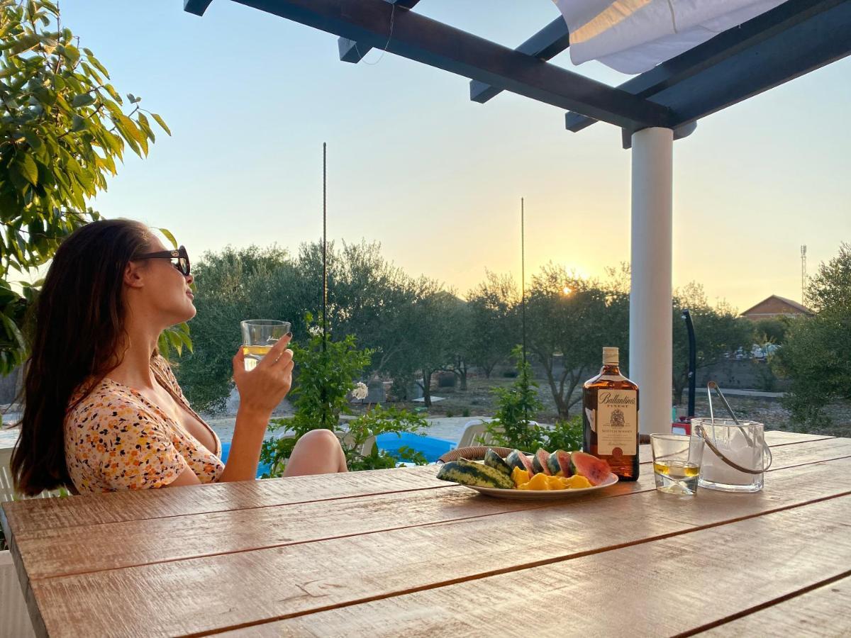 Villa Bubica- Cozy Holiday Home In Rural Area With Pool Stankovci  Εξωτερικό φωτογραφία