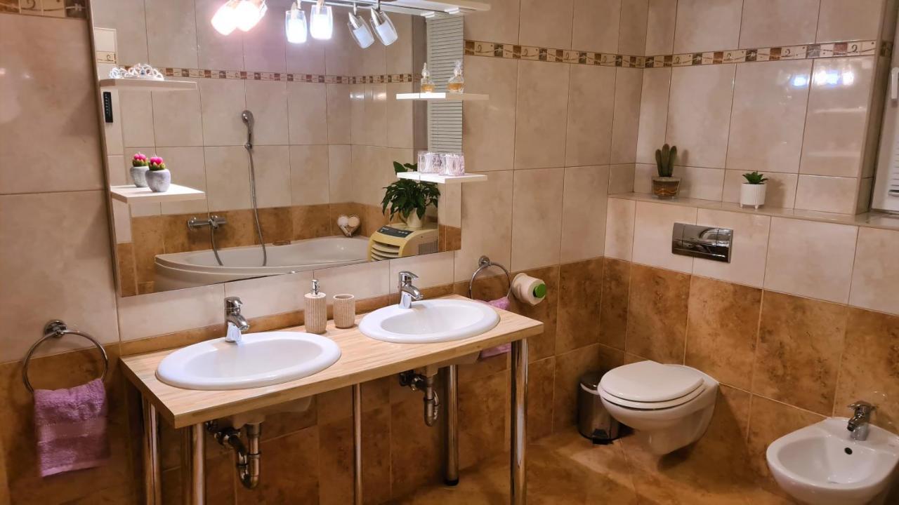 Villa Bubica- Cozy Holiday Home In Rural Area With Pool Stankovci  Εξωτερικό φωτογραφία