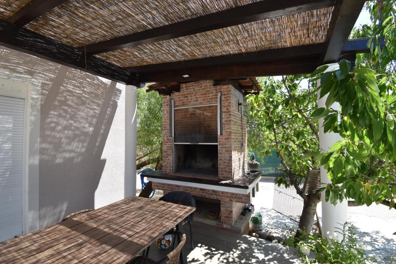Villa Bubica- Cozy Holiday Home In Rural Area With Pool Stankovci  Εξωτερικό φωτογραφία